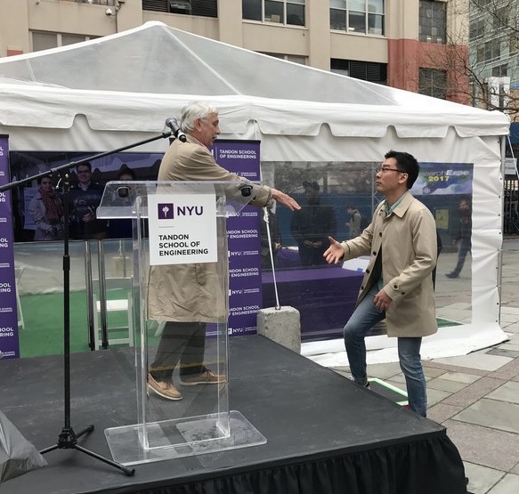 Ph.D. Student Sungmin Hong accepting the first place award 